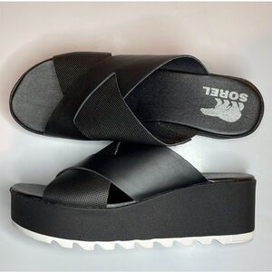 Sorel Cameron Flatform Mule Size 7.5 Black.